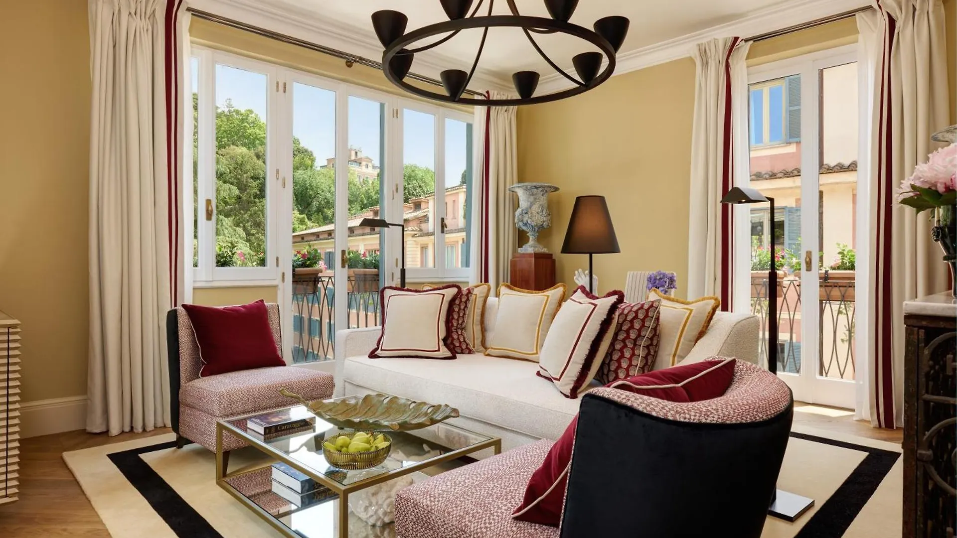 רומא Rocco Forte Hotel De Russie 5*,