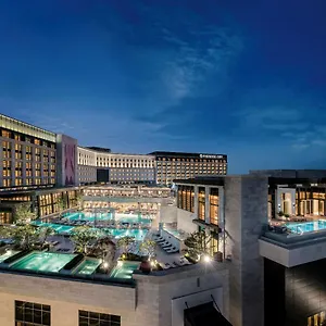 Hotell Paradise *****