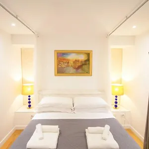Apartamento Corso 277, Roma